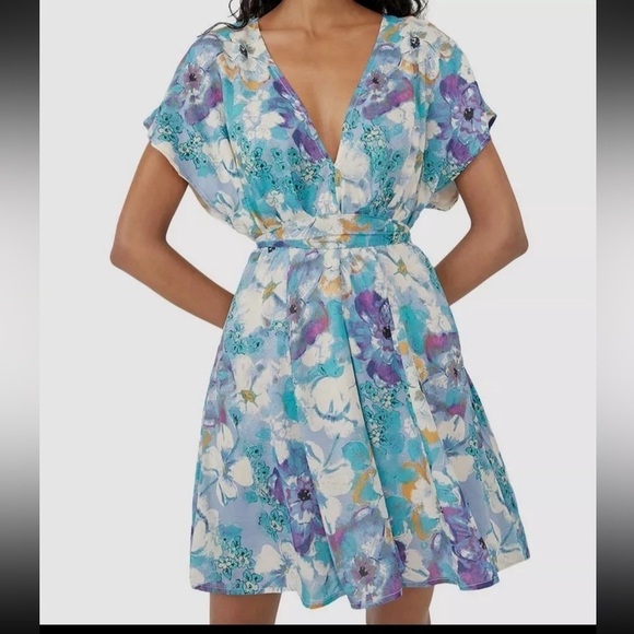 Free People Dresses & Skirts - NWT Free people Freddy Floral Belted Wrap Mini Dress